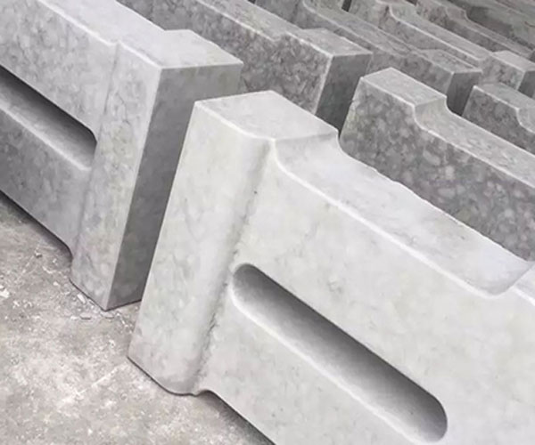 路侧石