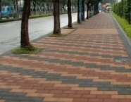 人行道彩砖的施工方法是什么